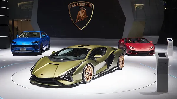 Frankfurt Motor Show 2019 Lamborghini pulls the covers off